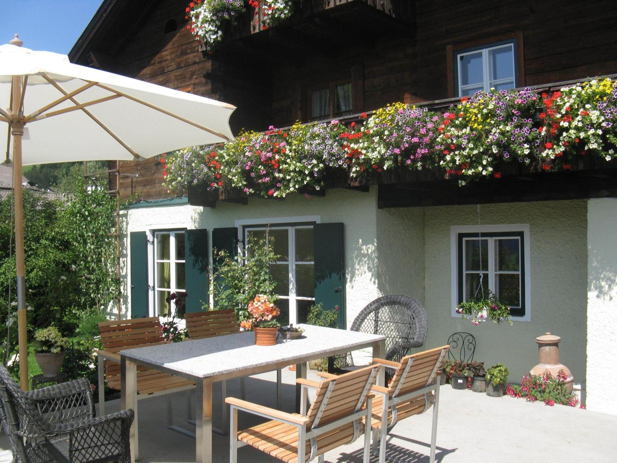 Landhaus Mooslechner ราดชตัดท์ ภายนอก รูปภาพ
