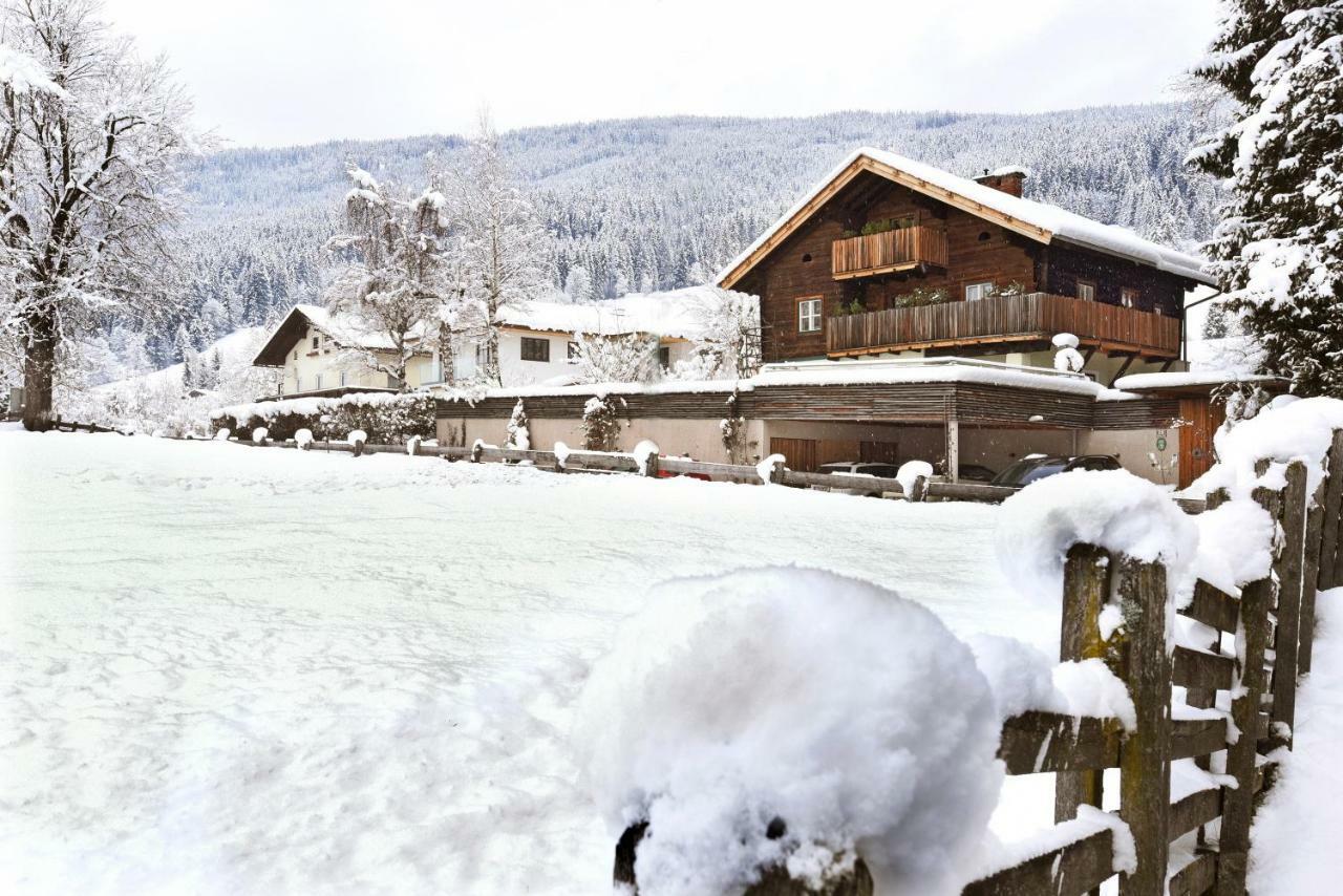 Landhaus Mooslechner ราดชตัดท์ ภายนอก รูปภาพ